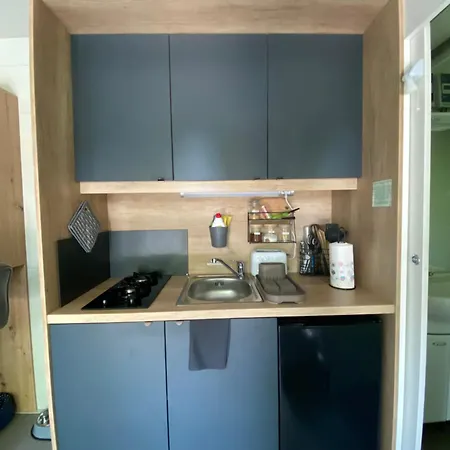 Metkina Hiska -samooskrbna