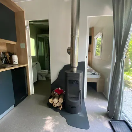 Metkina Hiska -samooskrbna * Topovlje