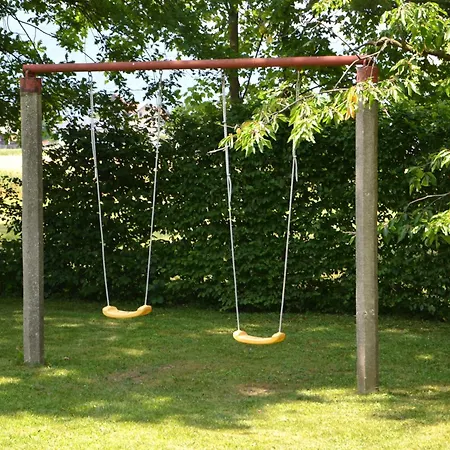 Metkina Hiska -samooskrbna Nyaraló Topovlje