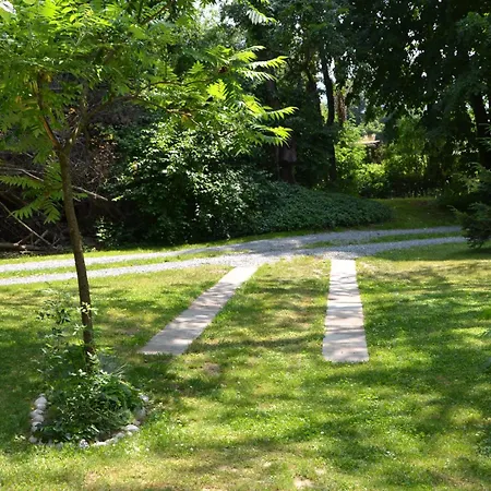 Metkina Hiska -samooskrbna Topovlje